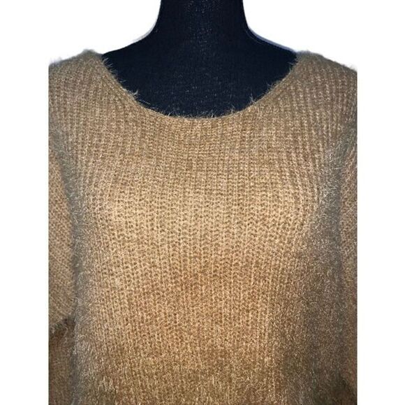 Dee Elly Tie Knot Sweater - Picture 3 of 8